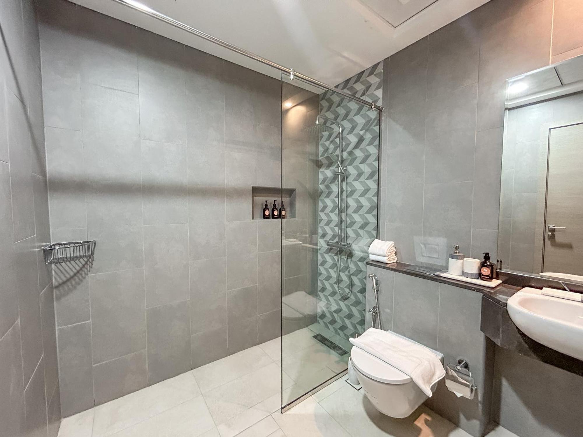 Easygo - Al Waleed Garden 2 Extraordinary Dubai